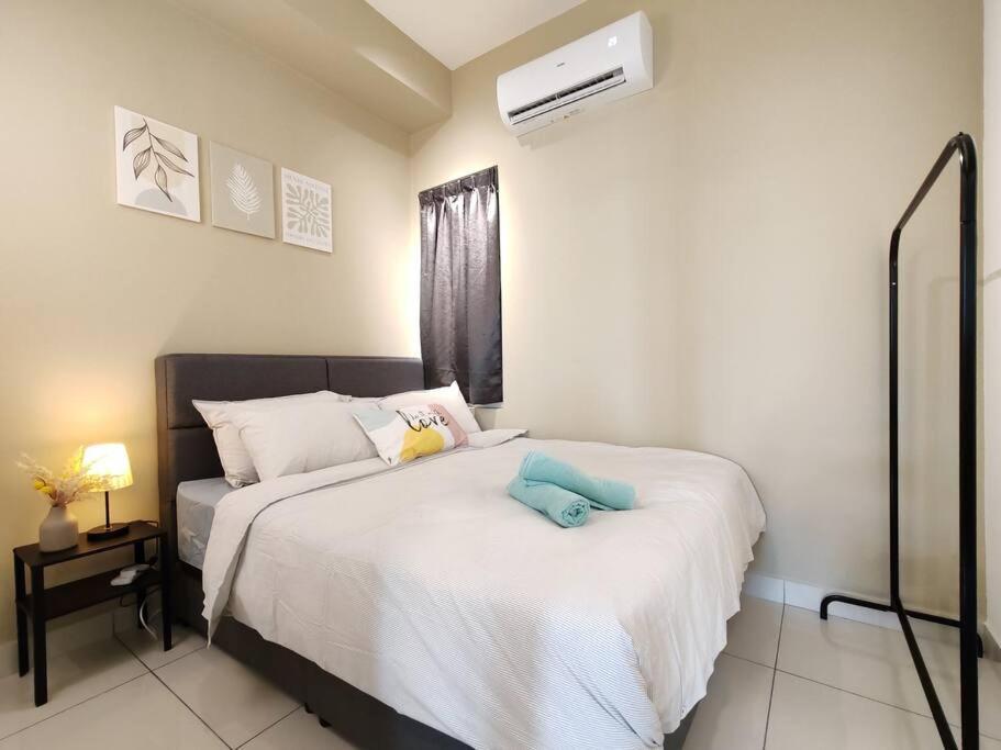 Pangsapuri M 2-7pax 200mbpswifi Near Mrt Lrt Hkl Ijn Kuala Lumpur